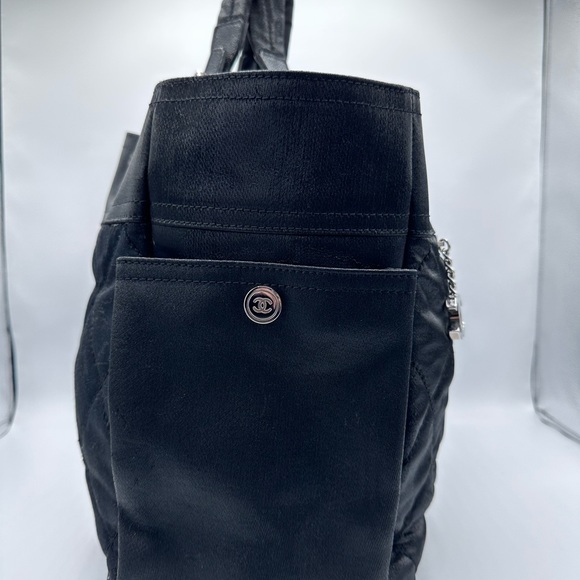 Chanel Biarritz Tote bag - Picture 4 of 17